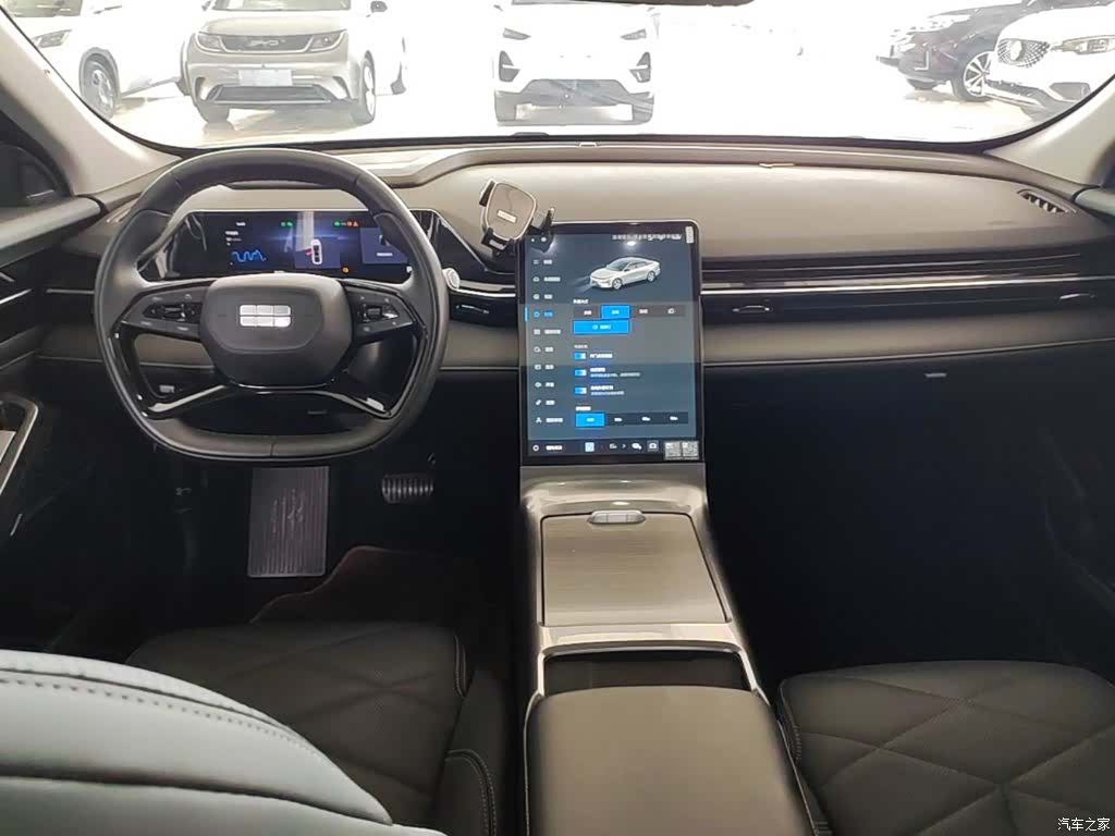 Geely Galaxy L6, 2024 10