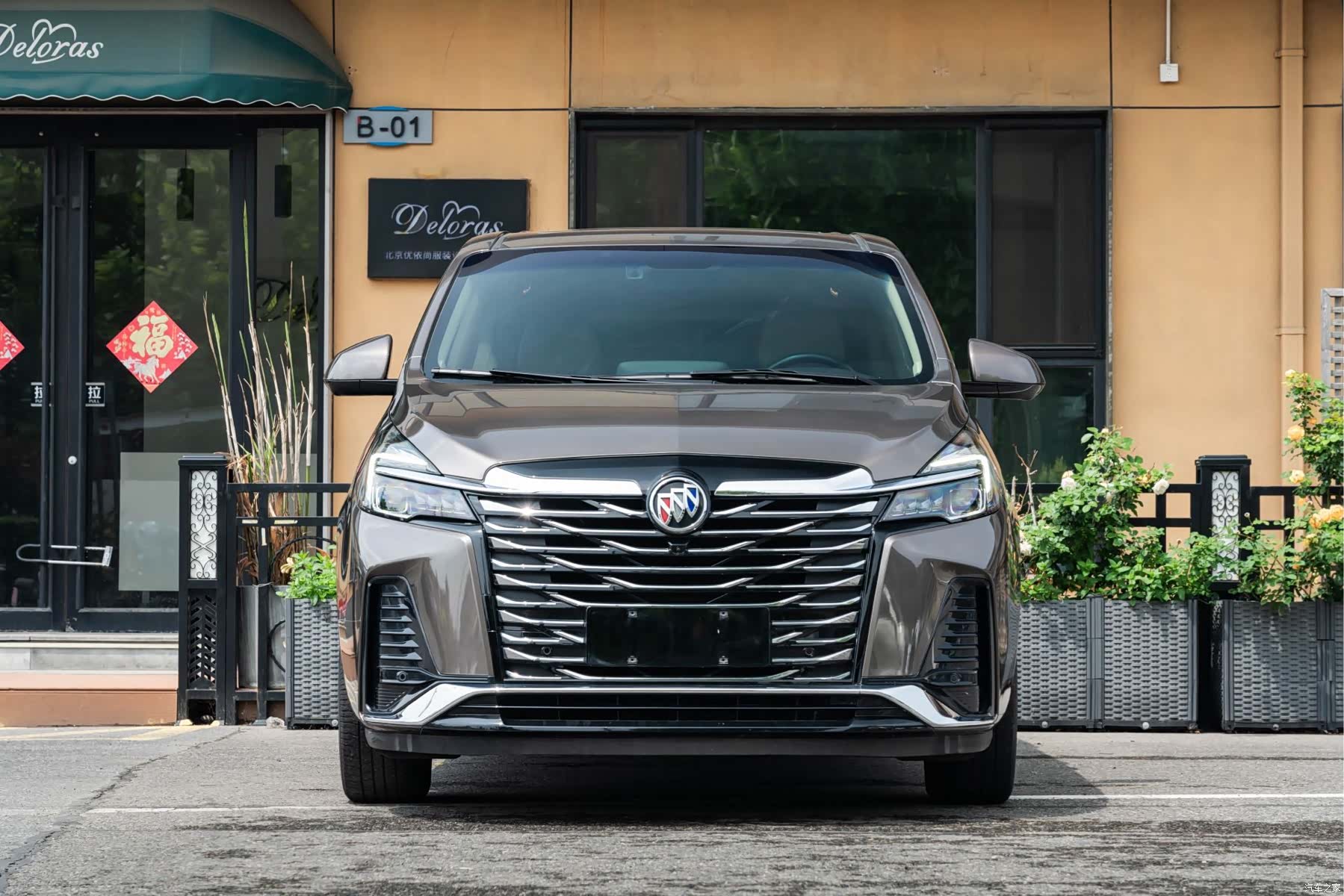 Buick GL8, 2023 2
