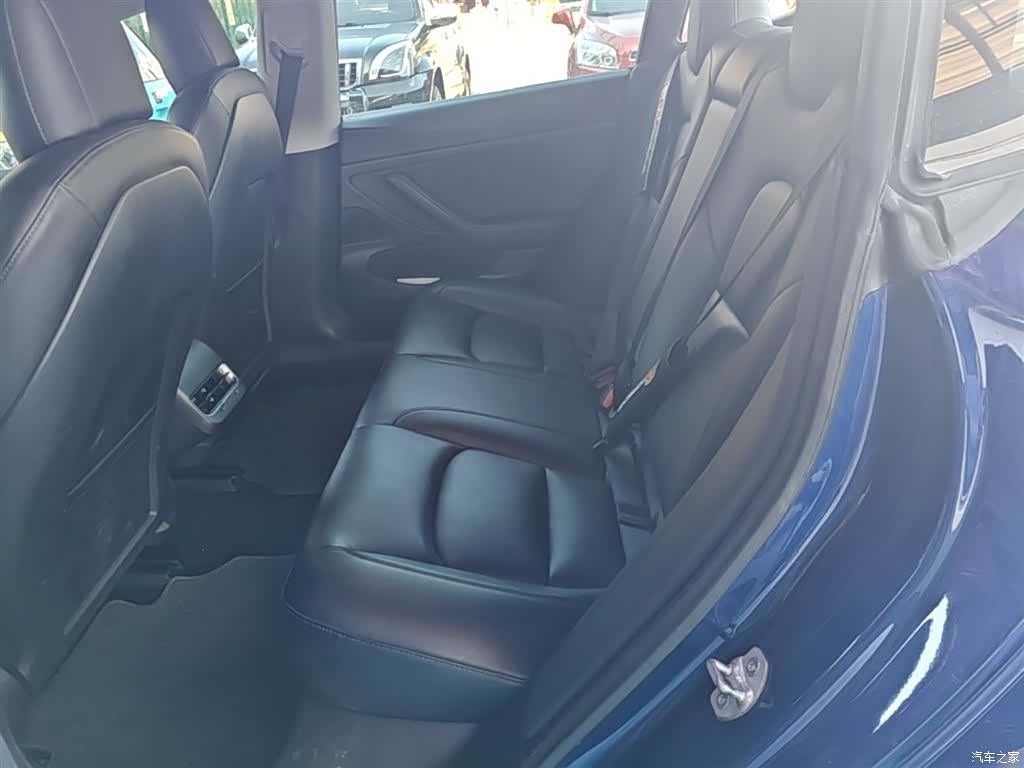 Tesla Model 3, 2020 17