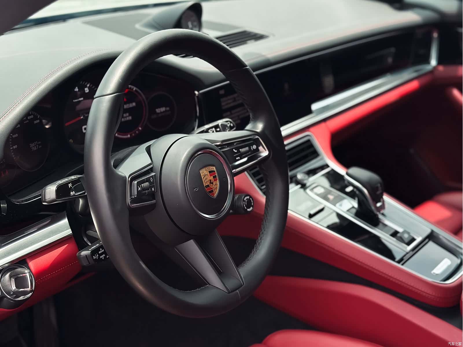 Porsche Panamera, 2022 4