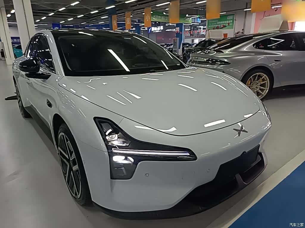 Xpeng Mona M03, 2025 4