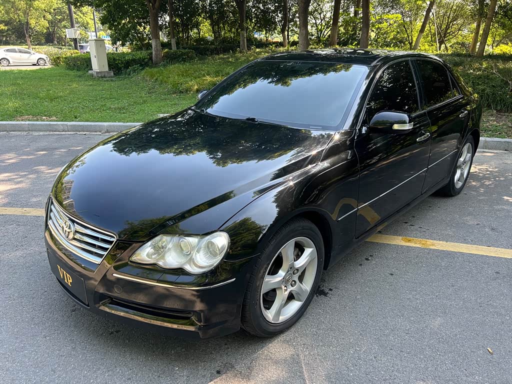 Toyota Reiz