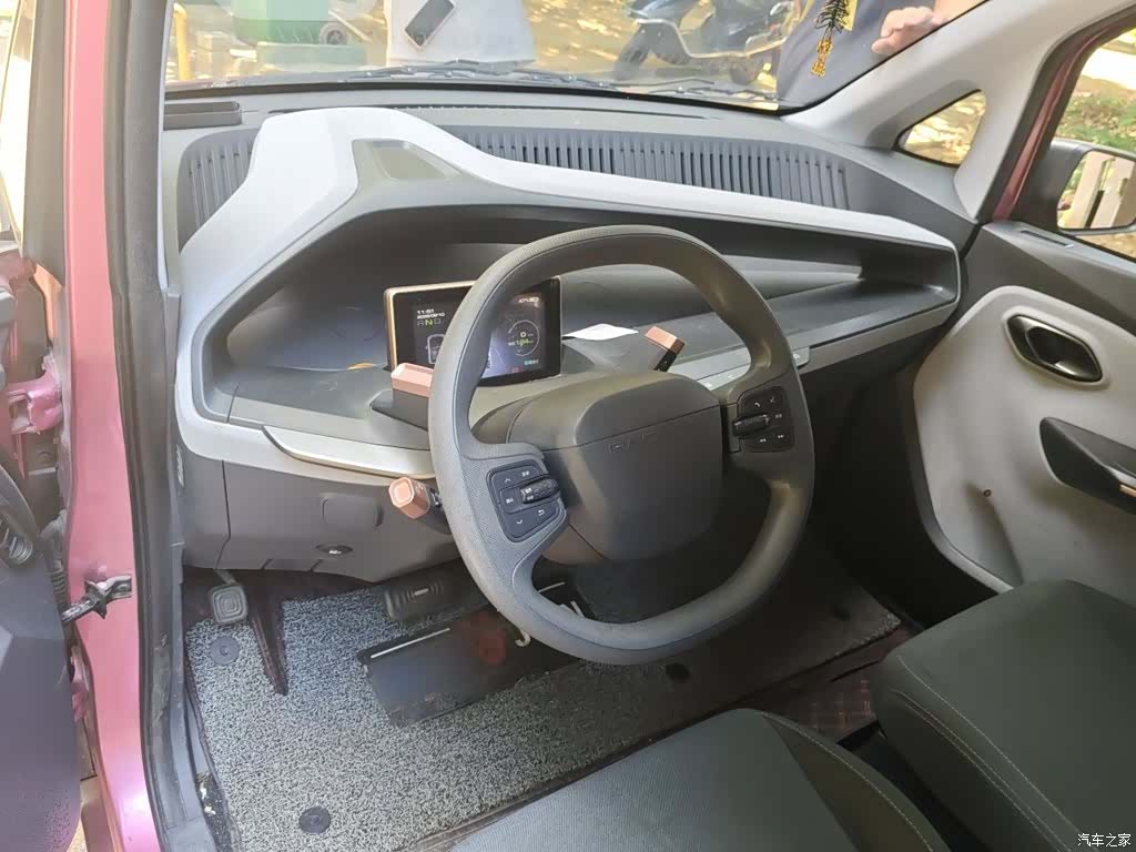 Wuling E200, 2020 3