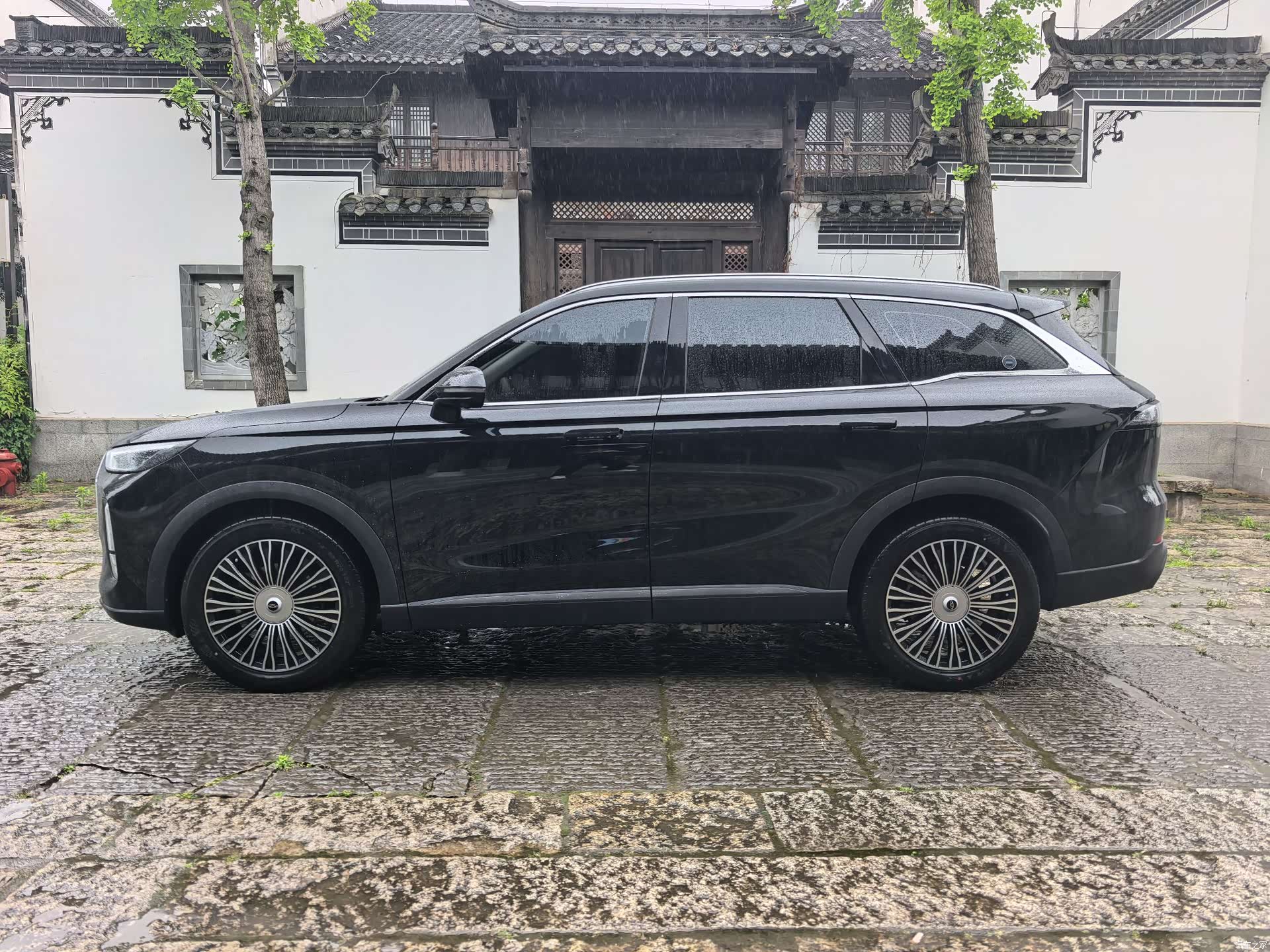 Chery Tiggo 8, 2025 4