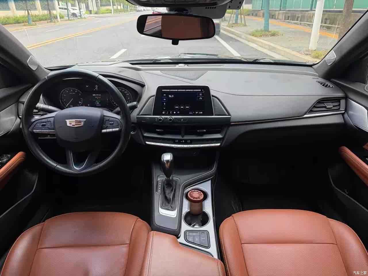 Cadillac CT4, 2022 9