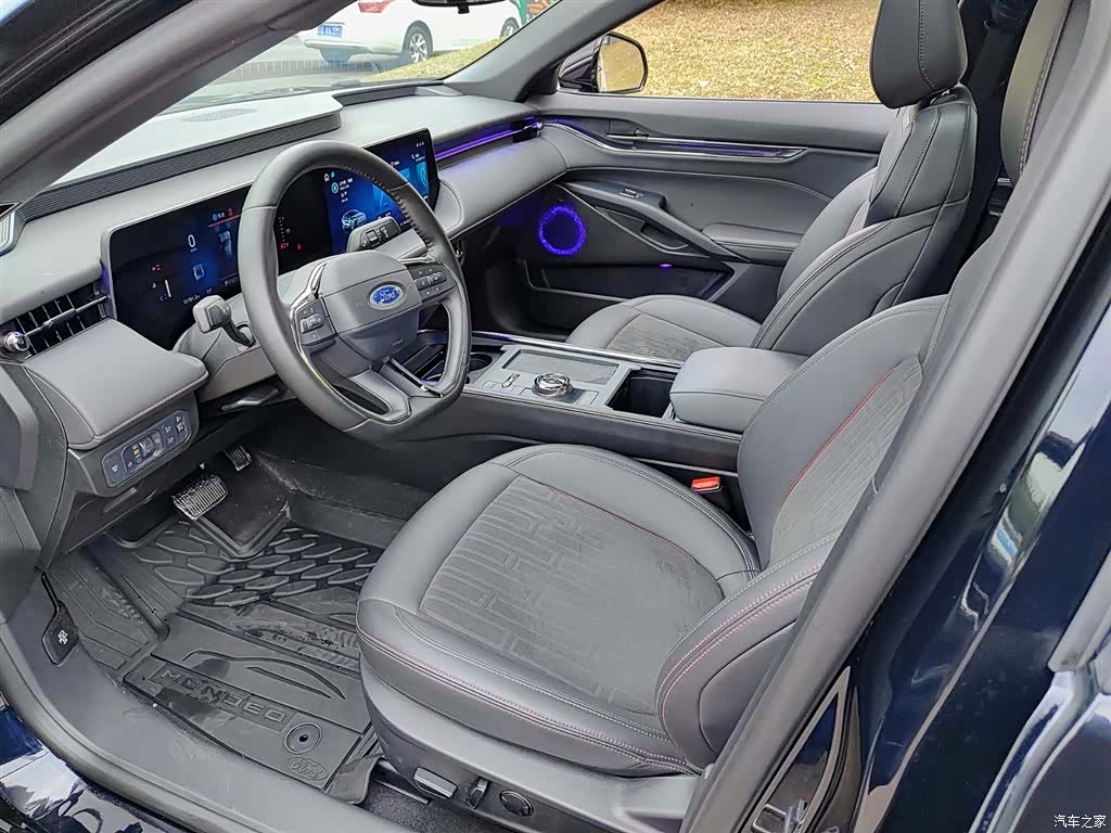 Ford Mondeo, 2024 7