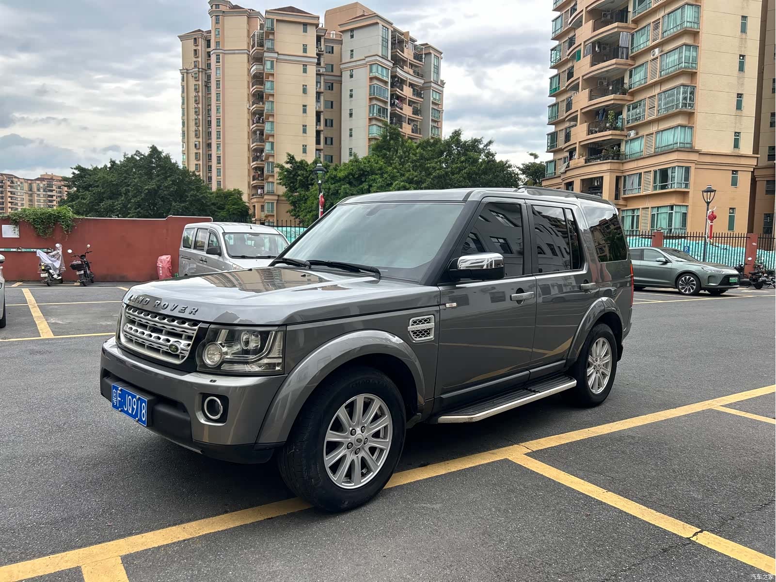 Land Rover Discovery, 2009 1