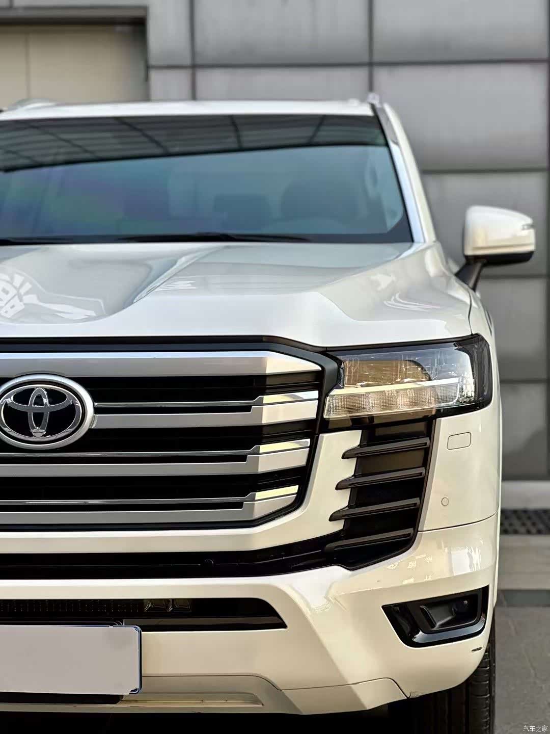 Toyota Land Cruiser, 2024 10