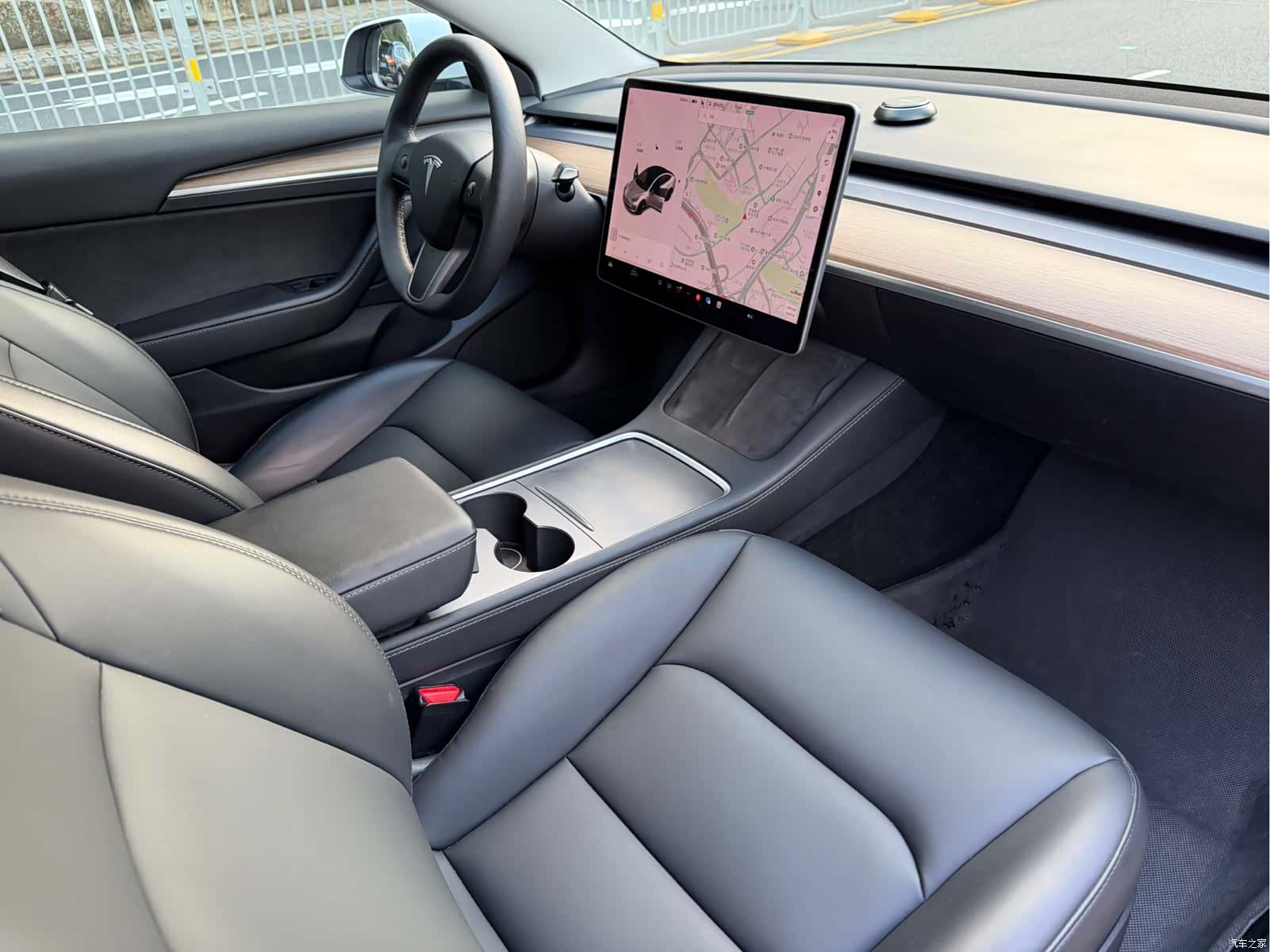 Tesla Model 3, 2021 12
