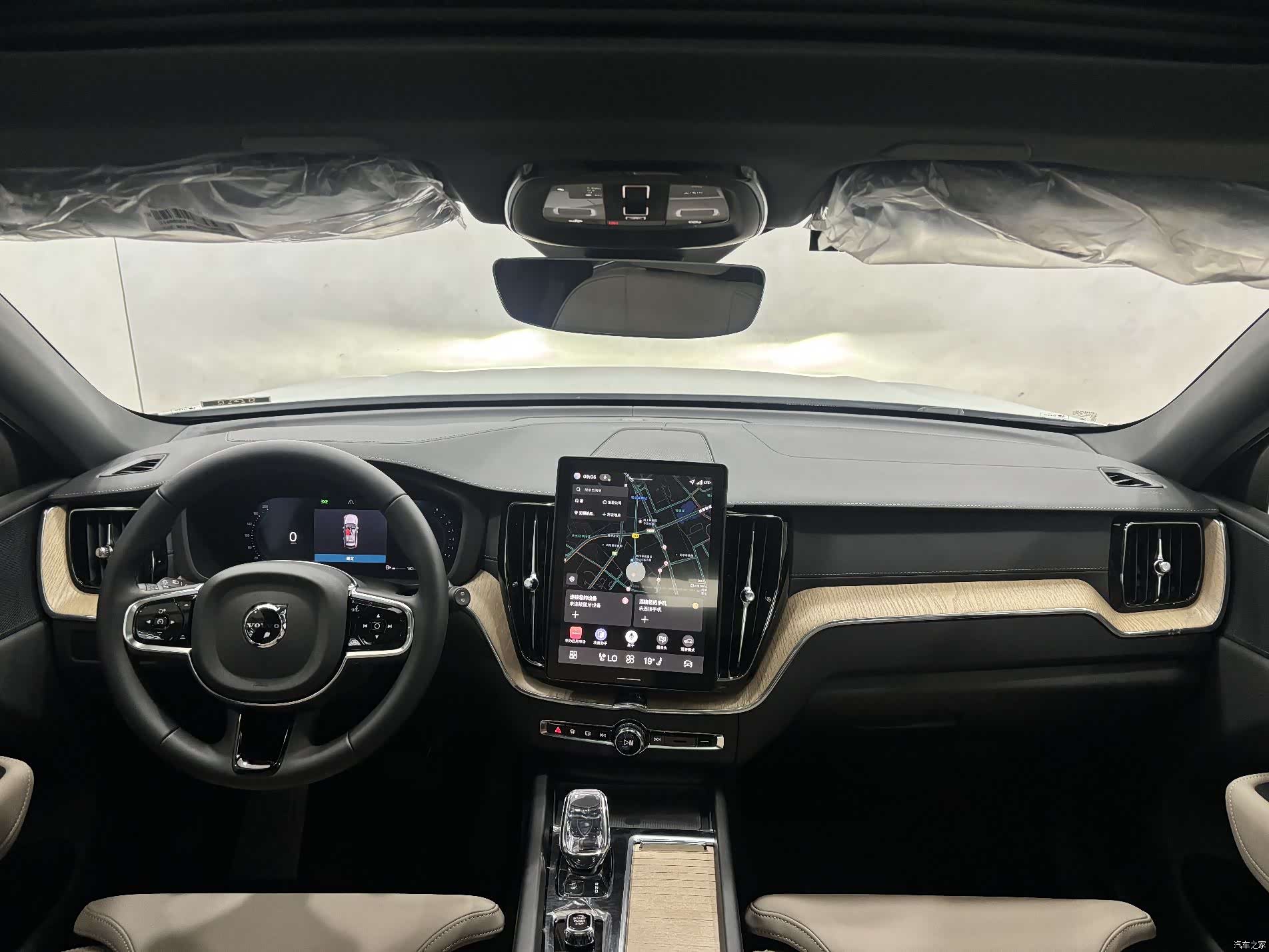 Volvo XC60, 2025 13