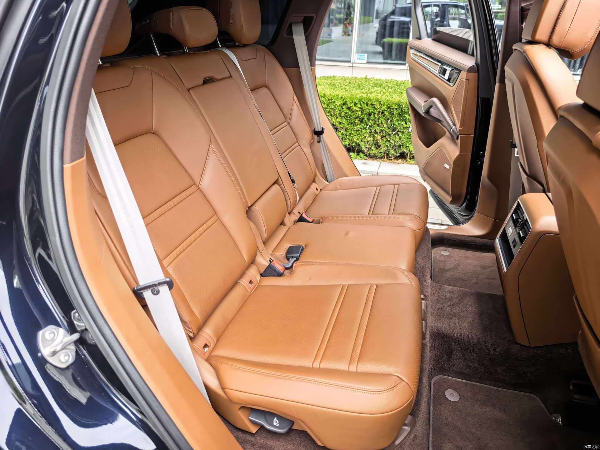 Porsche Cayenne, 2023 31