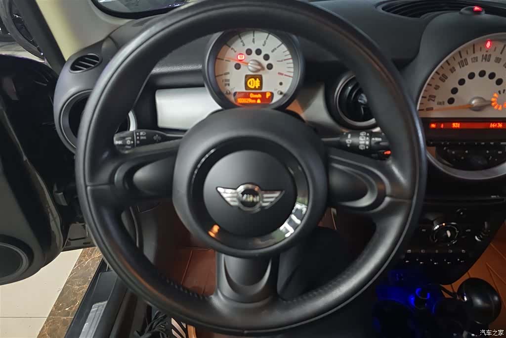 Mini ONE, 2013 15
