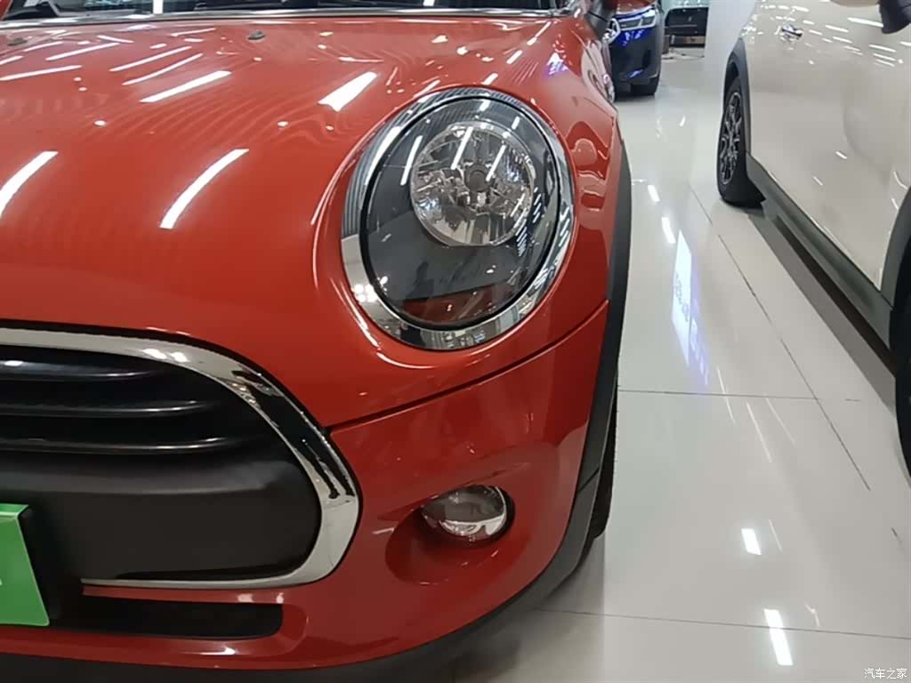 Mini ONE, 2019 24
