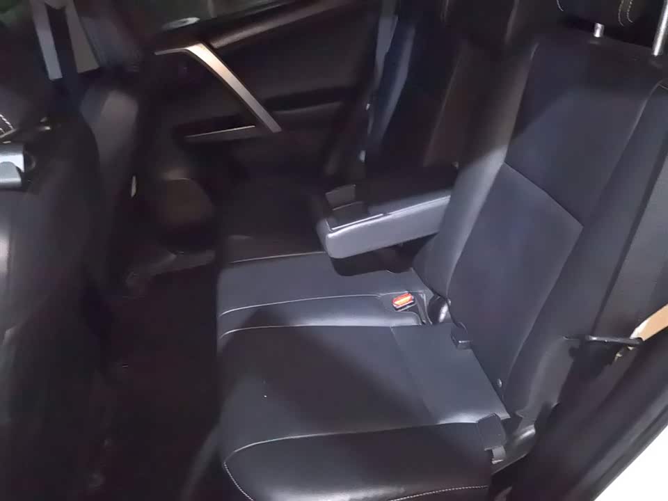 Toyota RAV4 Rongfang