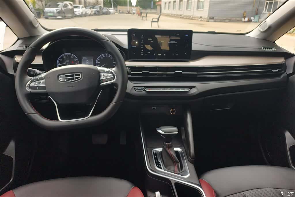Geely X3, 2022 12