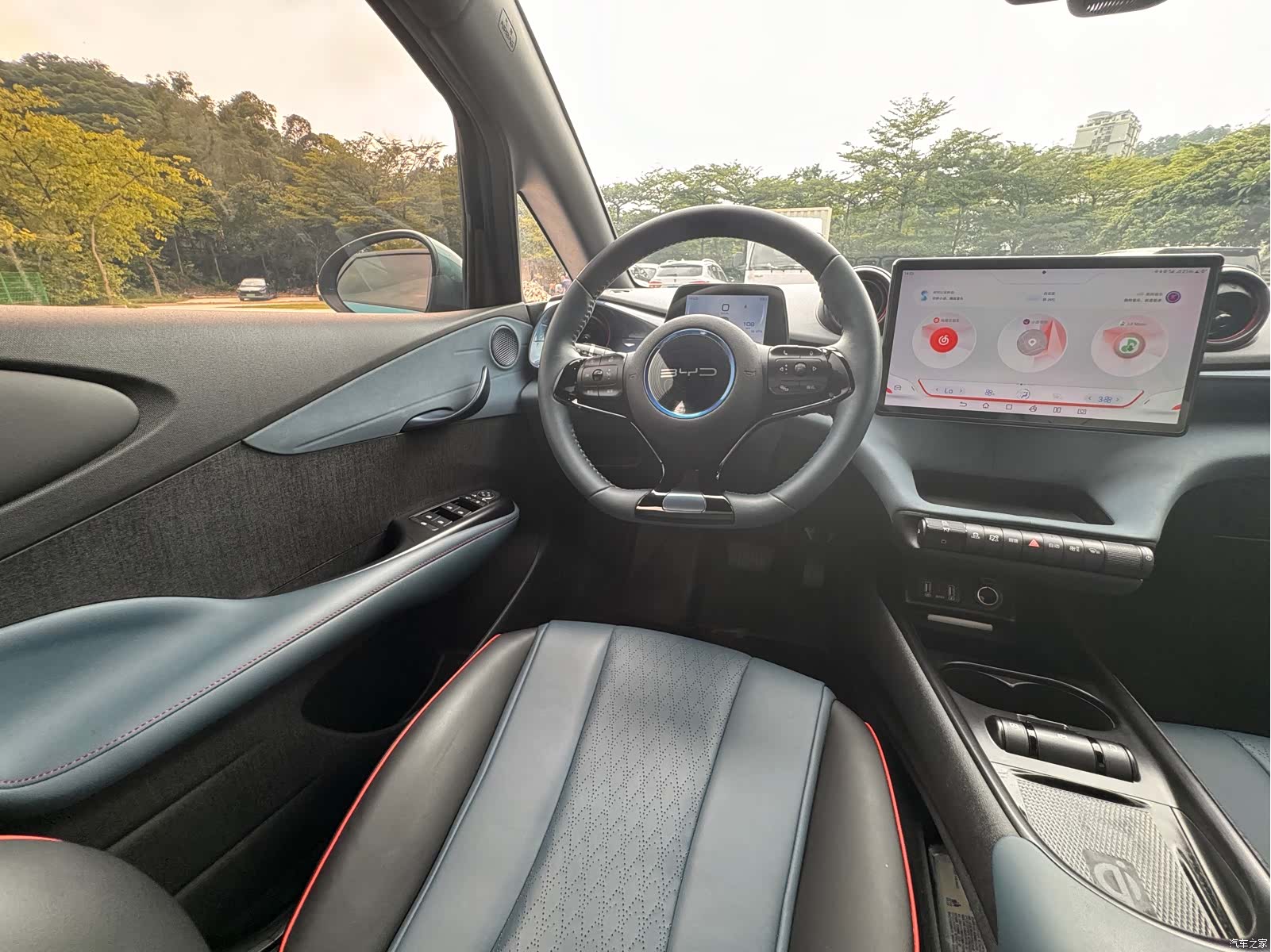 BYD Dolphin, 2022 18