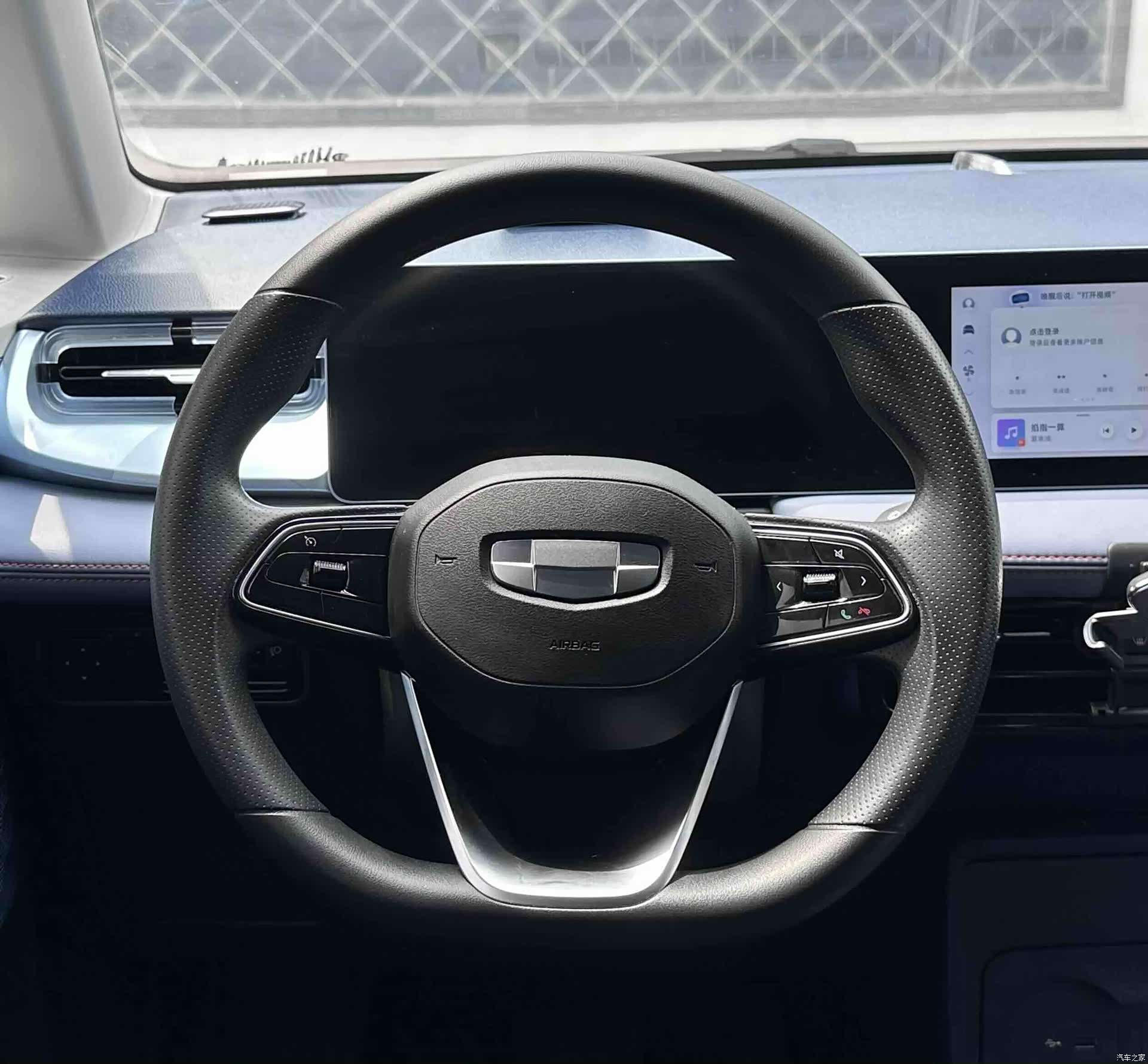Geely E, 2022 11