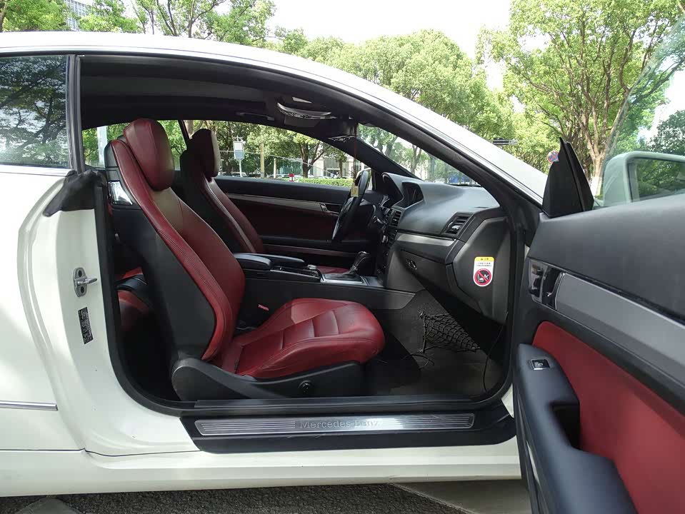 Mercedes-Benz E-class Mercedes-Benz E-class