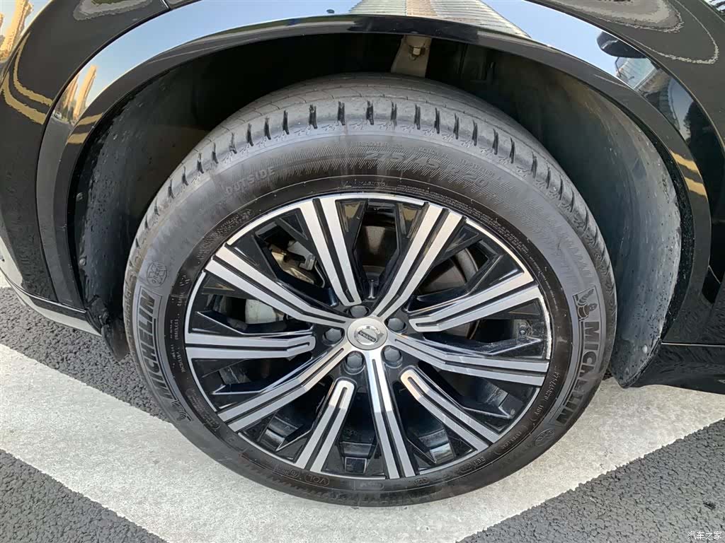 Volvo XC90, 2022 21