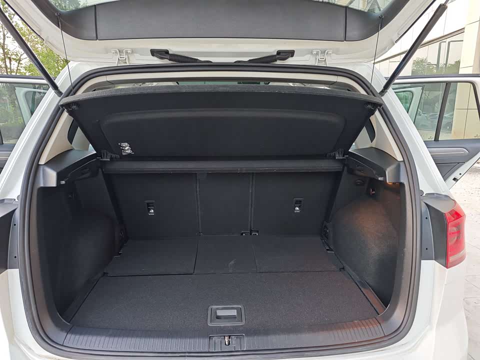 Volkswagen Golf*Jiayu