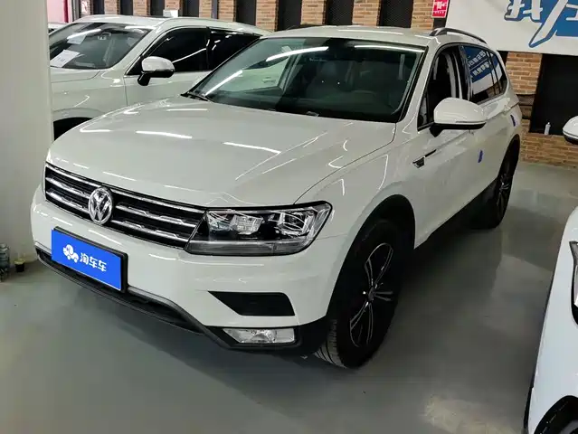 Volkswagen Tiguan L 2020 — купить из Китая под заказ