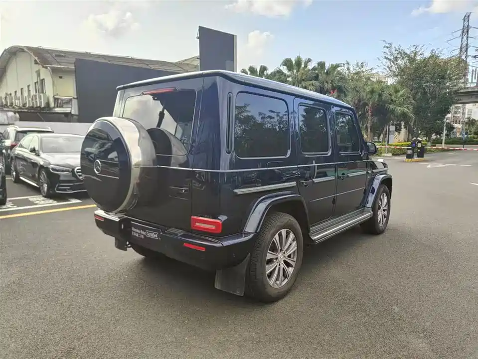 Mercedes-Benz G-class