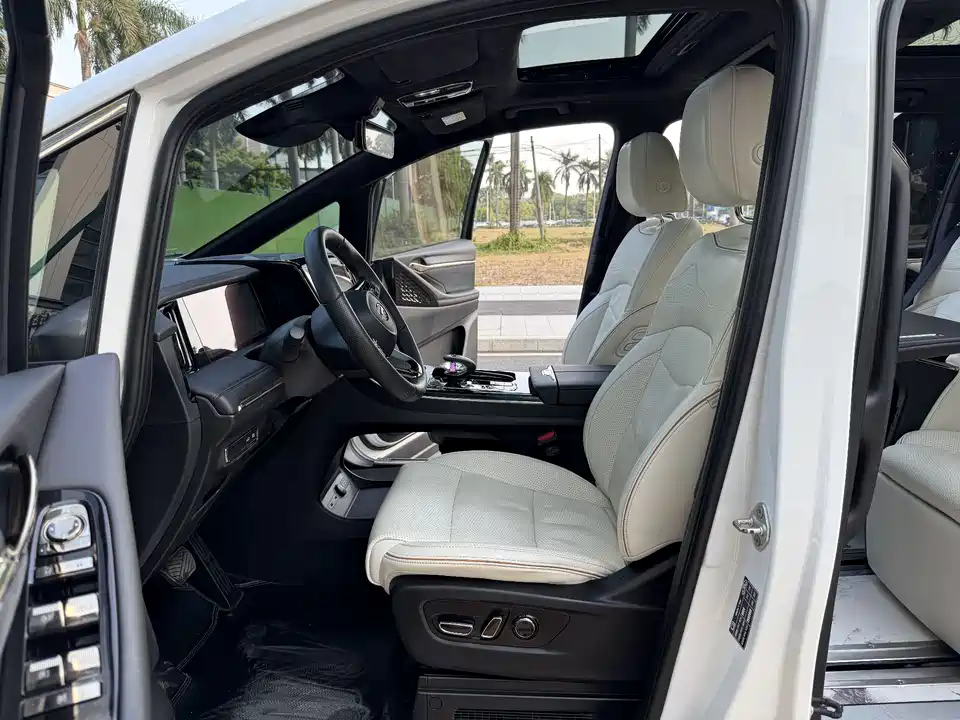 Trumpchi Trumpchi M8