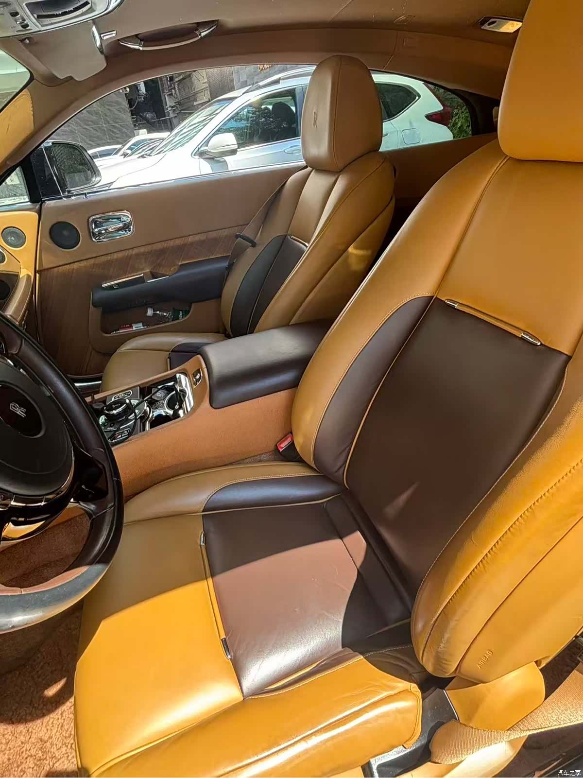 Rolls-Royce Wraith, 2014 4