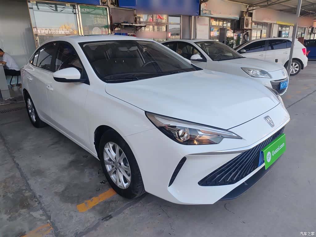 Roewe i5, 2025 4