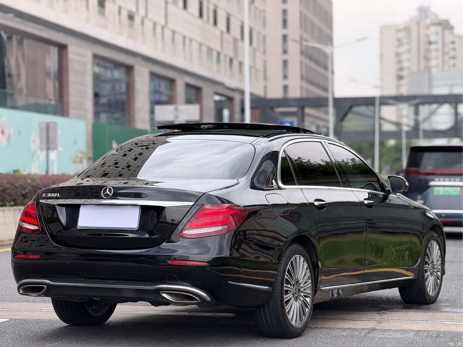 Mercedes-Benz E-Class, 2020 6