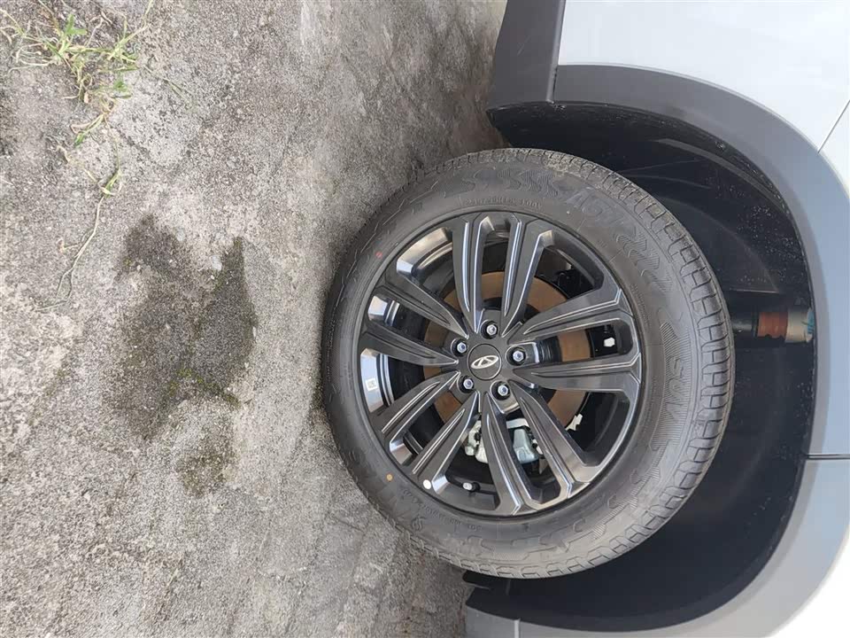 Chery Tiggo 8