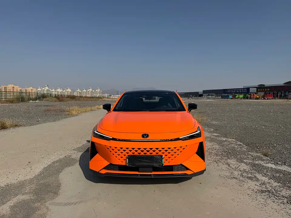 Changan UNI-V Smart iDD