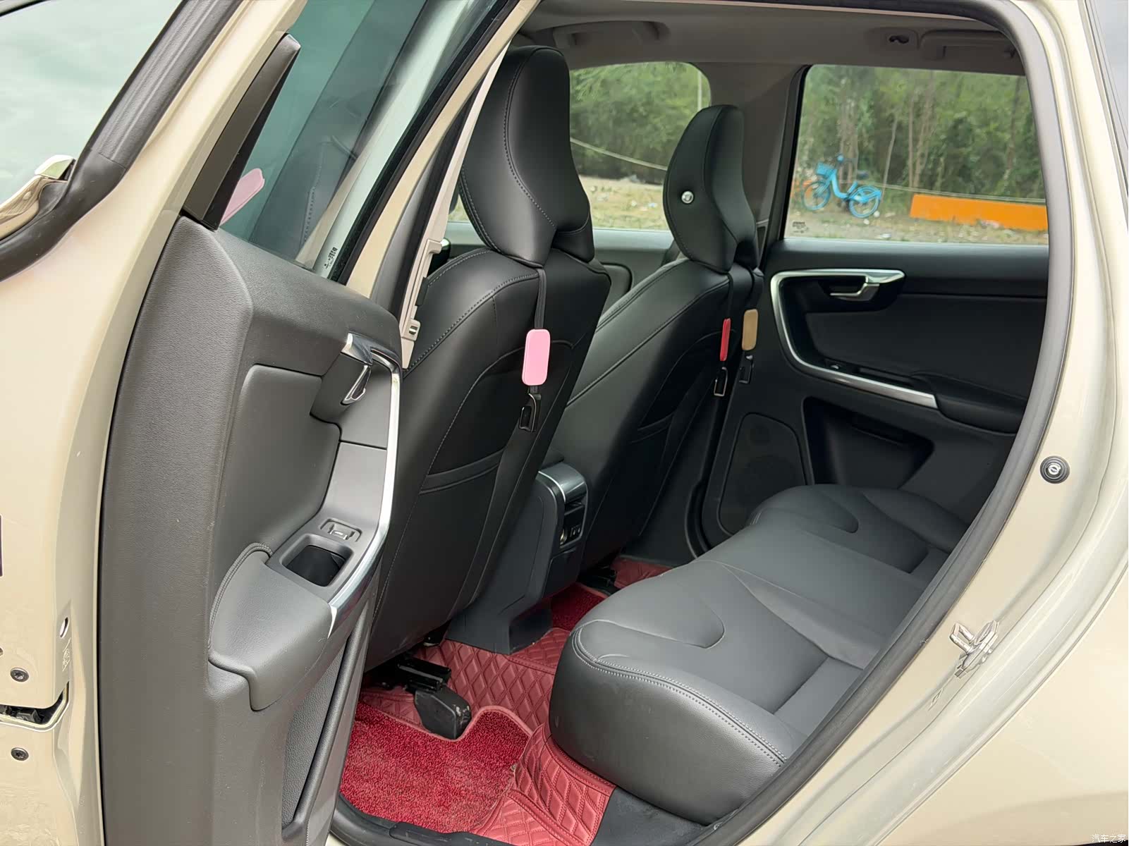 Volvo XC60, 2017 8