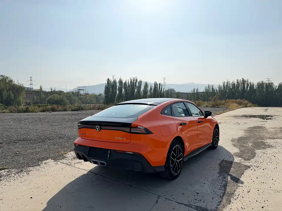 Changan UNI-V Smart iDD