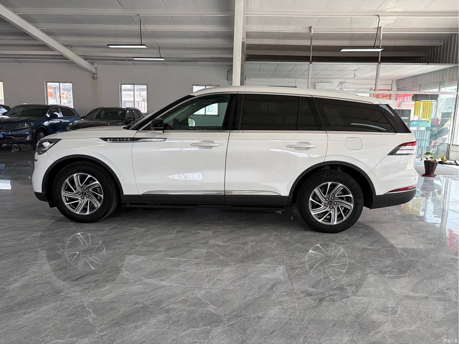 Lincoln Aviator, 2021 3