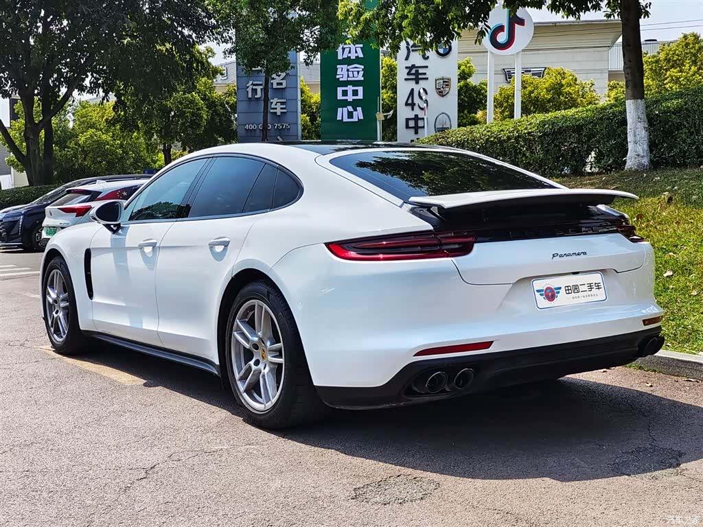 Porsche Panamera, 2019 4