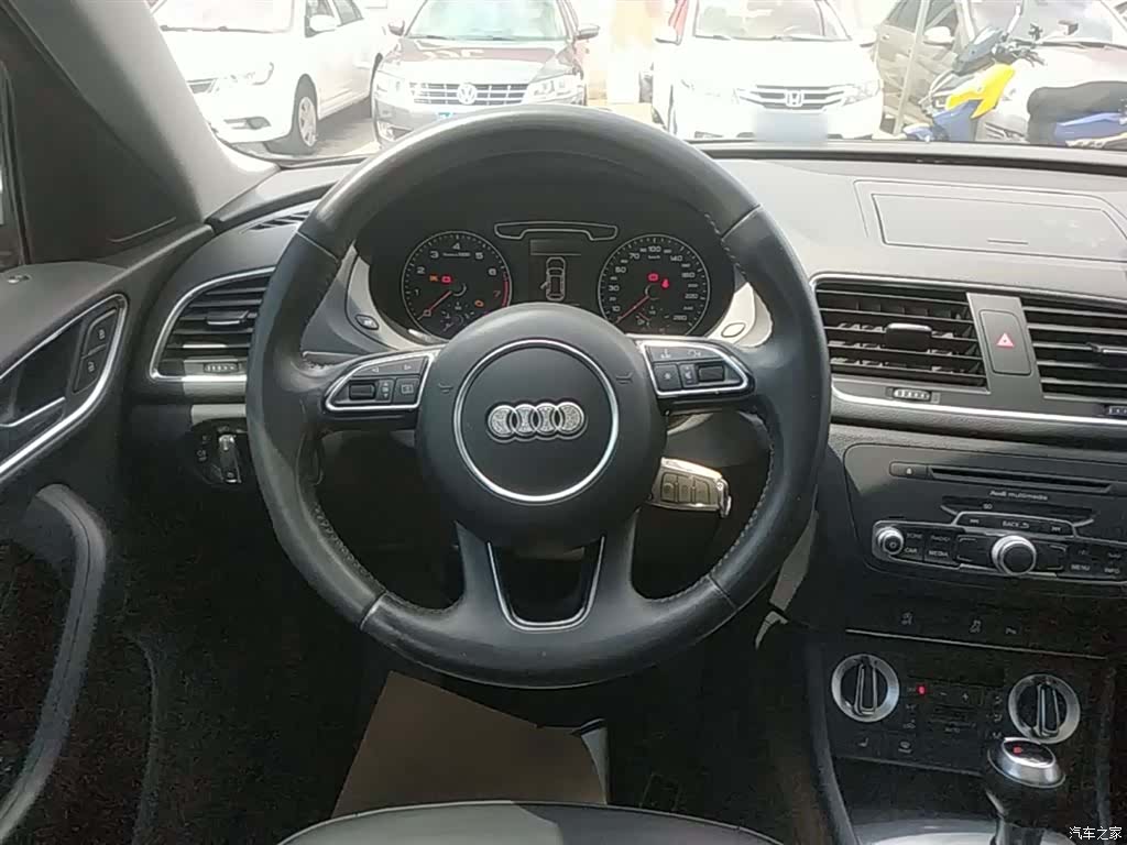 Audi Q3, 2015 11