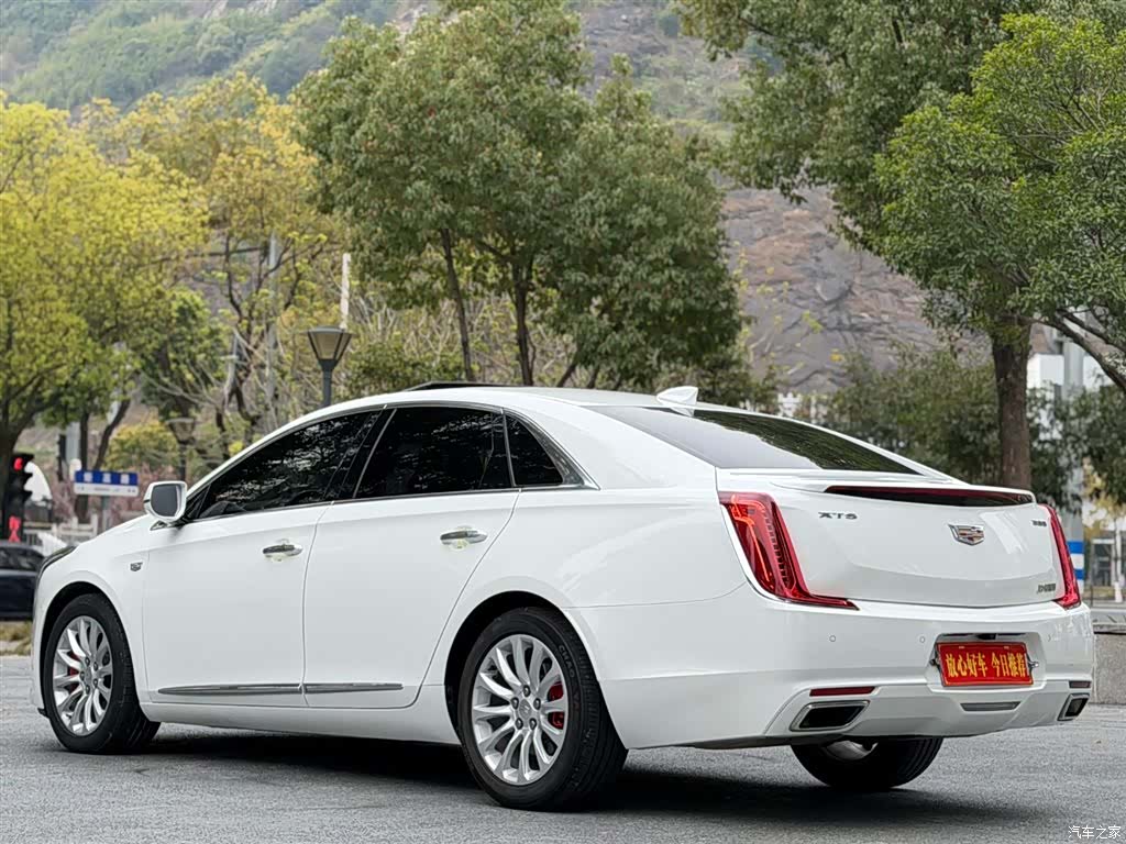 Cadillac XTS, 2019 4