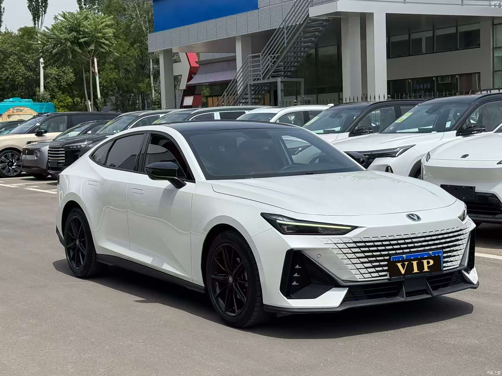 Changan UNI-V, 2023 3