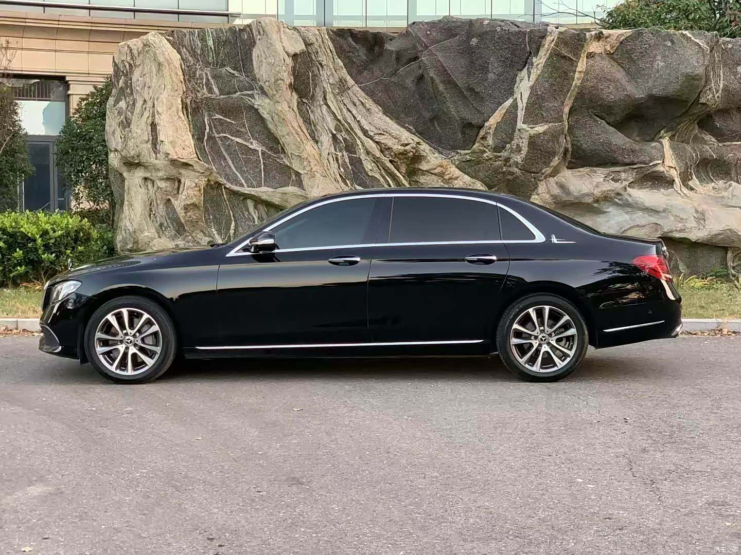 Mercedes-Benz E-Class, 2019 8