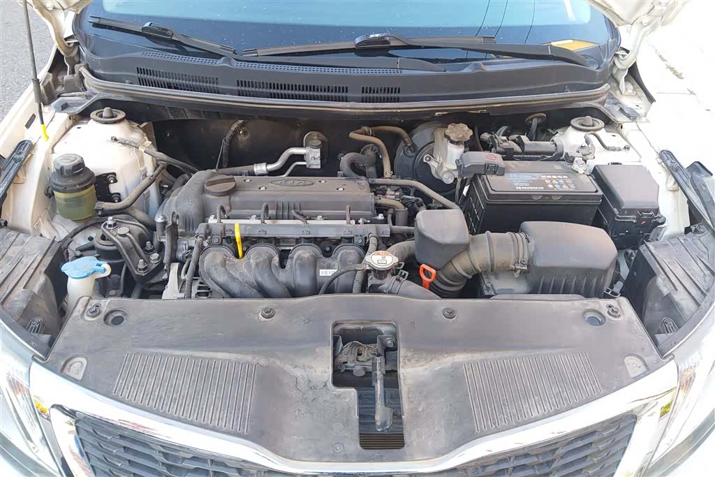 Kia K2, 2014 10