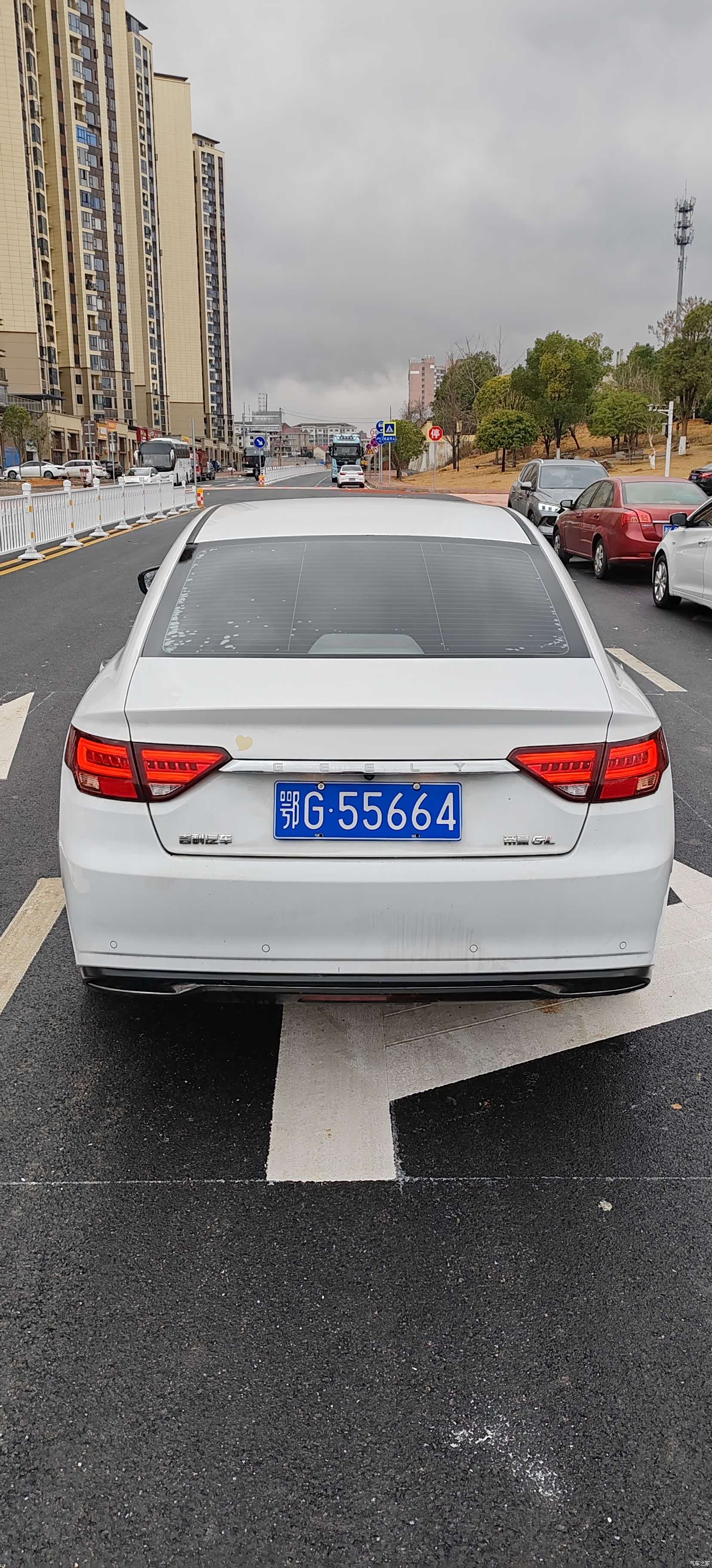 Geely Emgrand, 2021 все фото