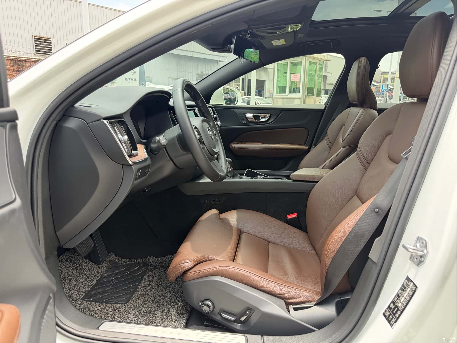 Volvo S60, 2021 4
