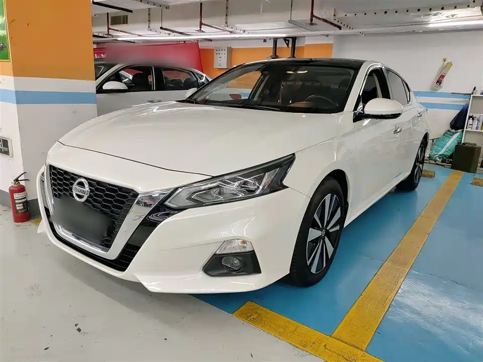 Nissan Teana