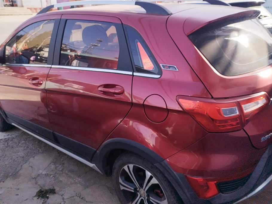BAIC Shenbao X25