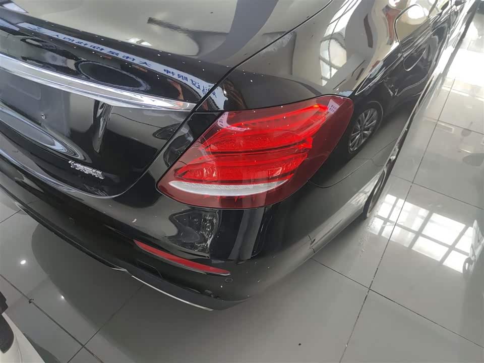 Mercedes-Benz E-class Mercedes-Benz E-class