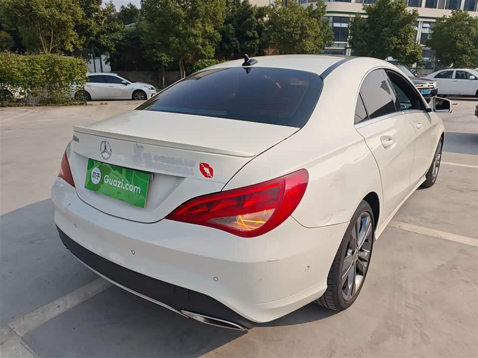 Mercedes-Benz CLA