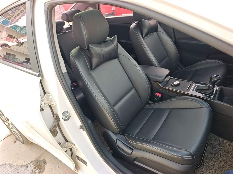 Hyundai Name picture