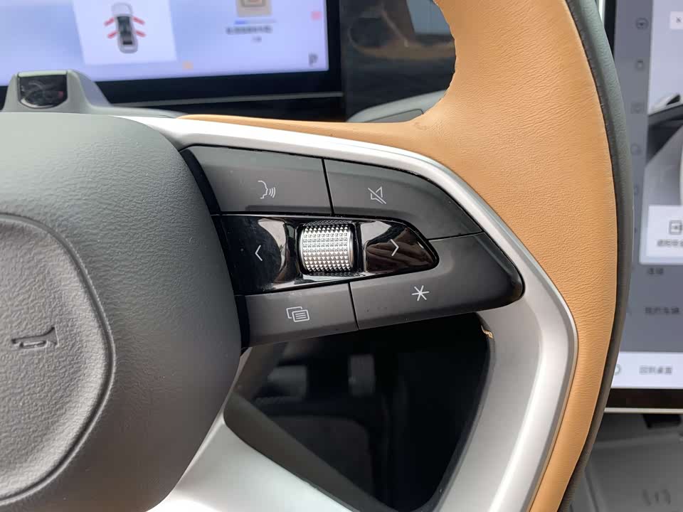 Geely Galaxy Galaxy L7