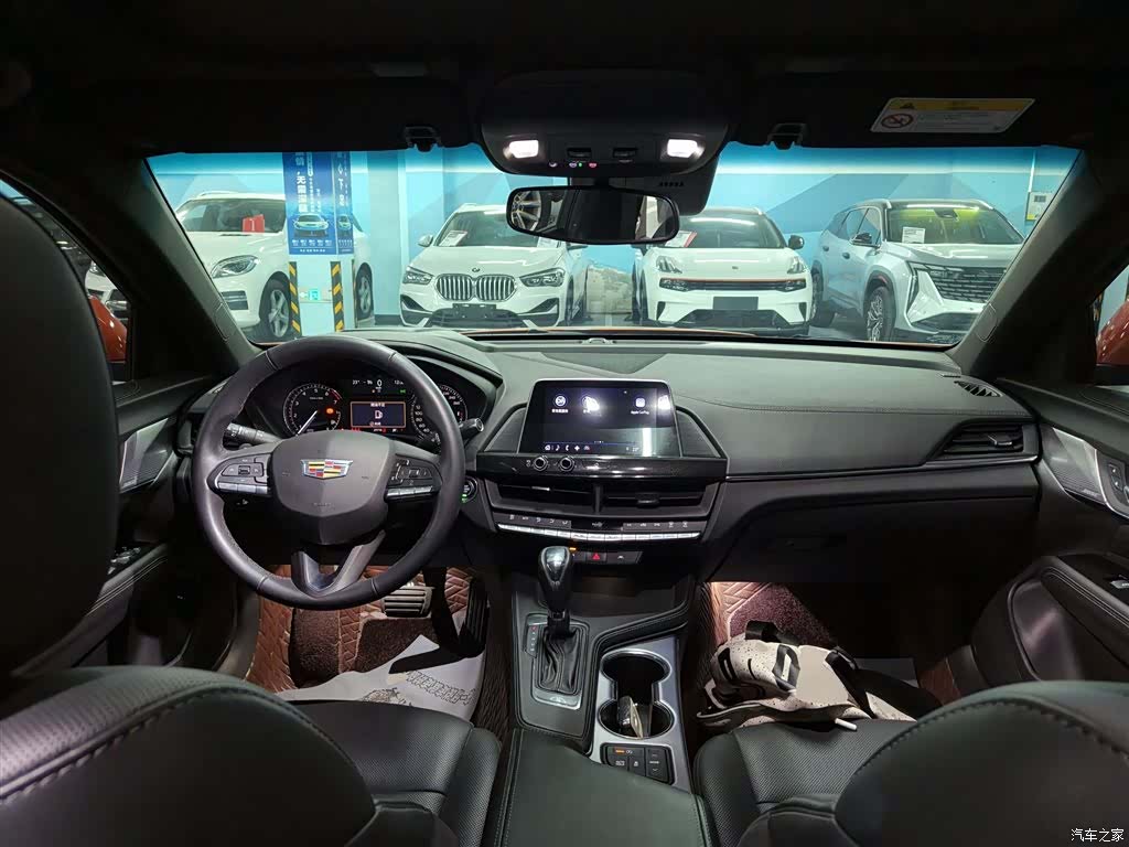 Cadillac CT4, 2023 10